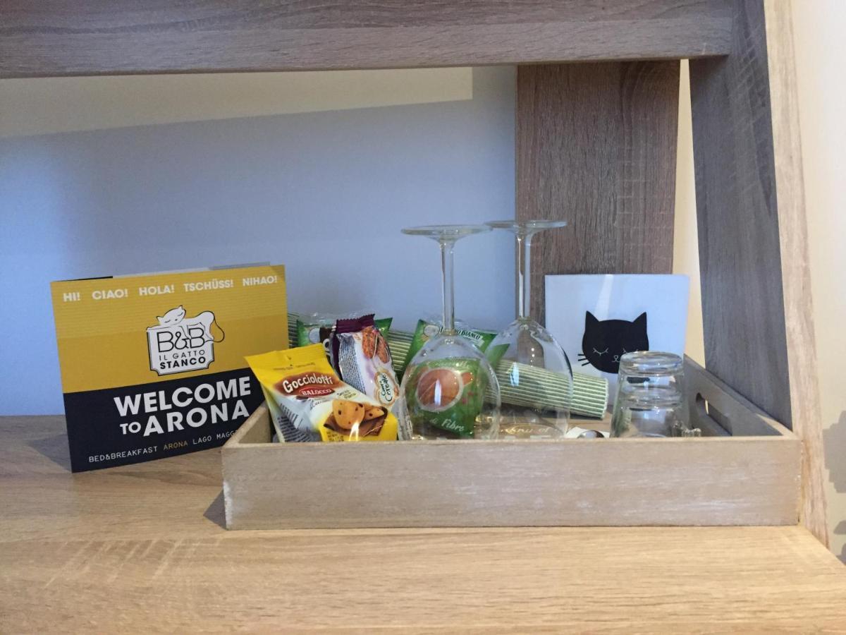 Il Gatto Stanco B&B Арона Екстериор снимка