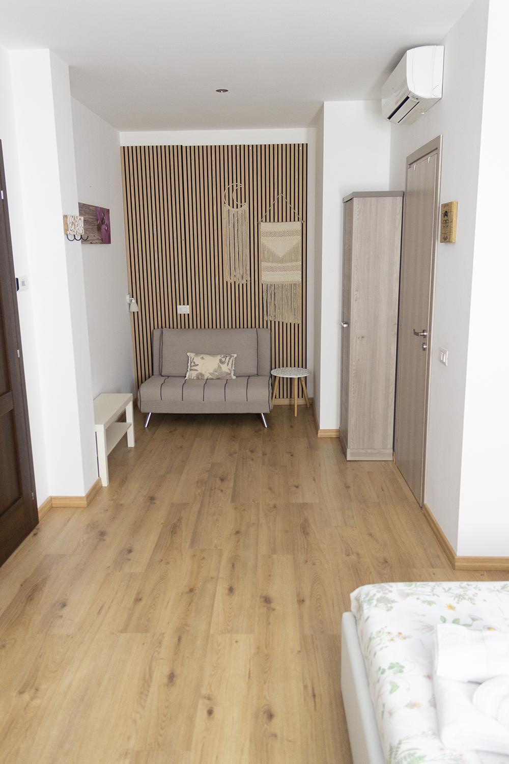 Il Gatto Stanco B&B Арона Екстериор снимка